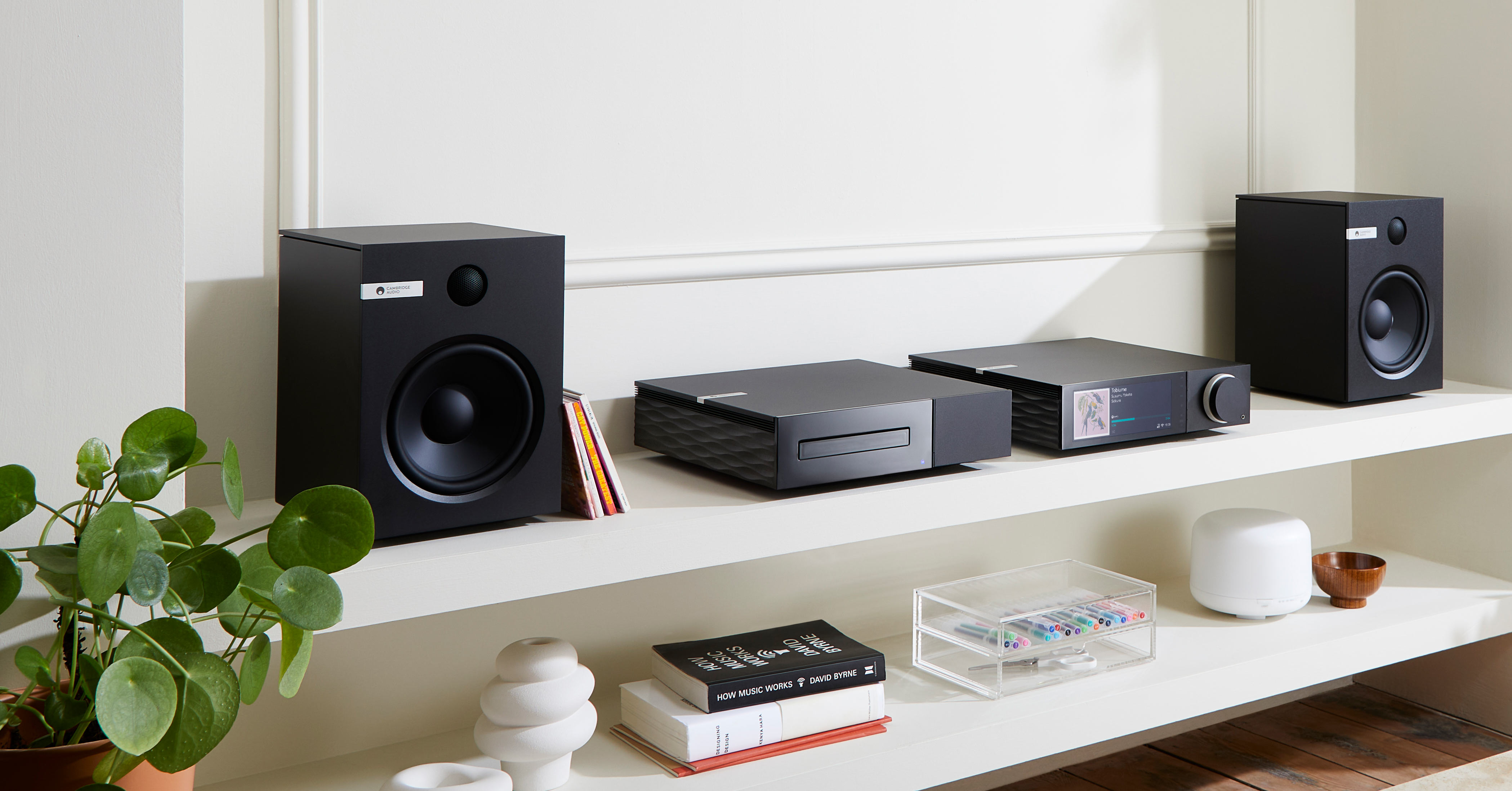 Speaker & Audio Equipment
